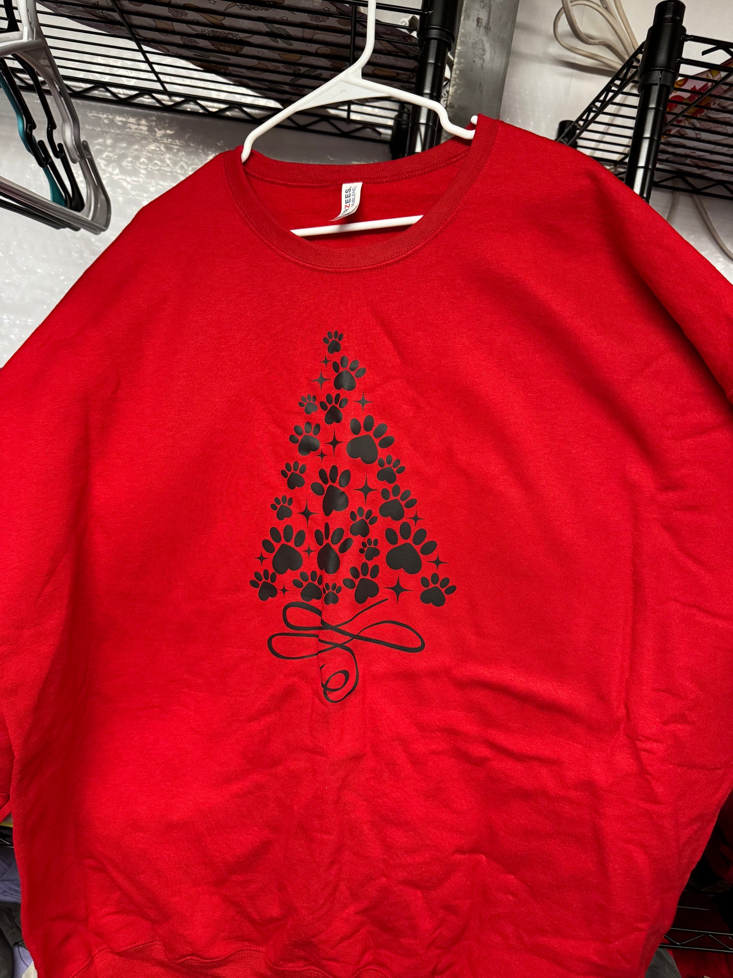 SIZE 3X CREWNECK - PAW PRINT TREE