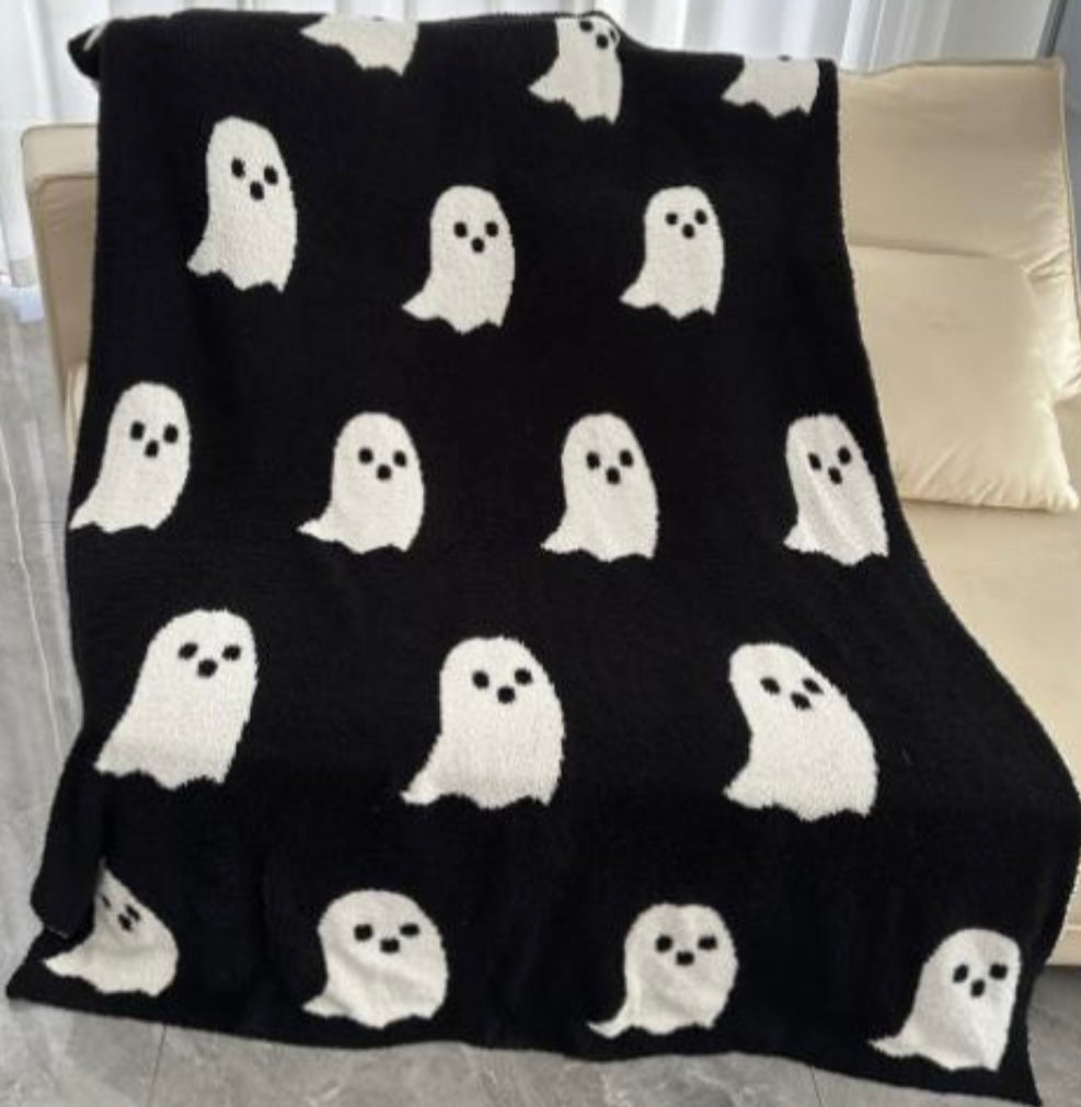 GHOST BLANKET (PURPLE OR BLACK)