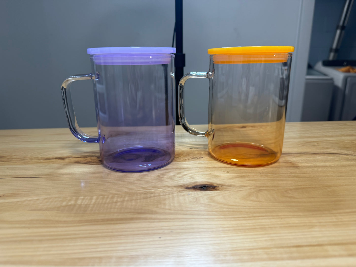 LIVE CUPS