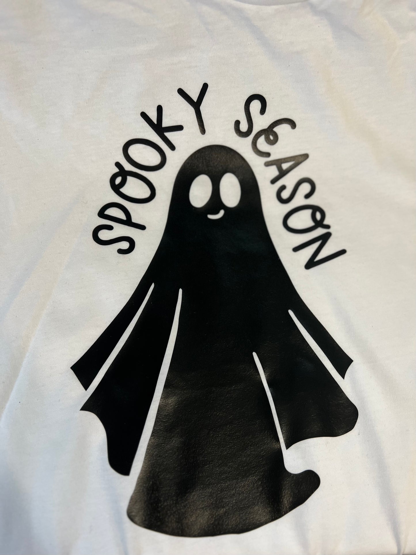 Spooky Season tee - size large