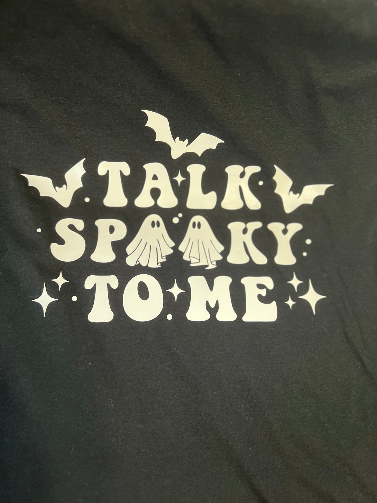 Talk Spooky to me tee - sz LG